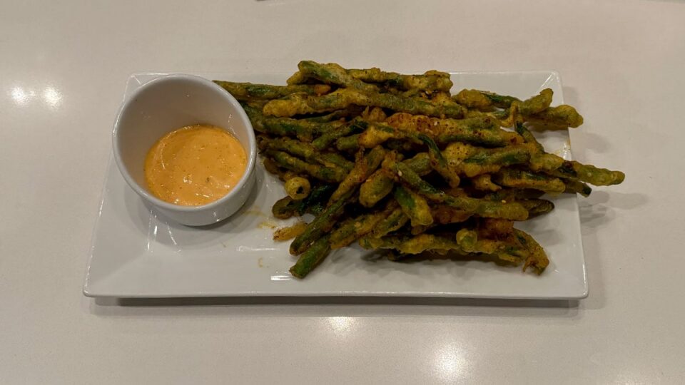 Asparagus with garlic sauce at Jade Asian Kitchen & Noodles in Las Vegas