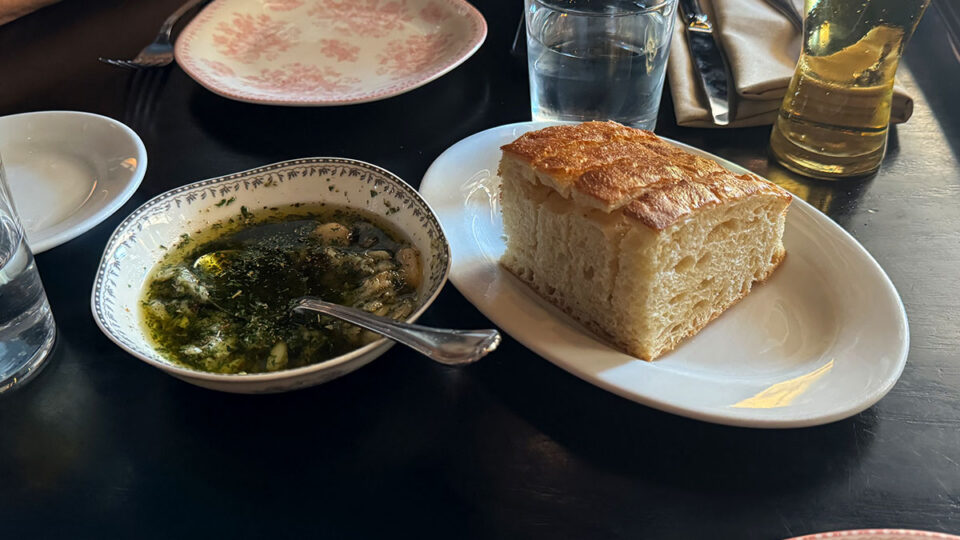 Fresh Italian bread with garlic and herb olive oil at Al Solito Posto